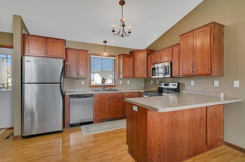 512 23rd Ave, Sartell MN 56377-4633 exterior