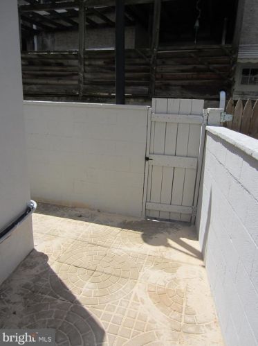 934 2nd St, Philadelphia PA 19122-0033 exterior