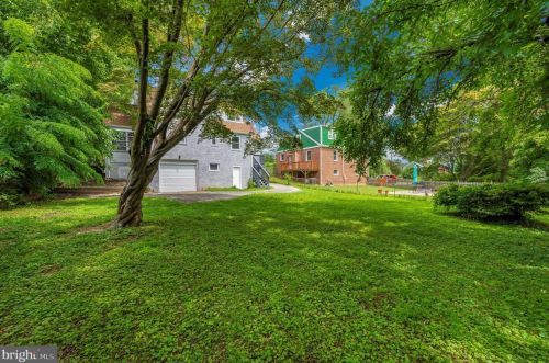 4 Hamilton Ave, Silver Spring MD  20901-3411 exterior