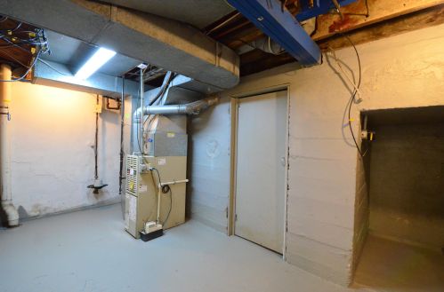 960 60 St, Grand Rapids MI 49508-7054 exterior