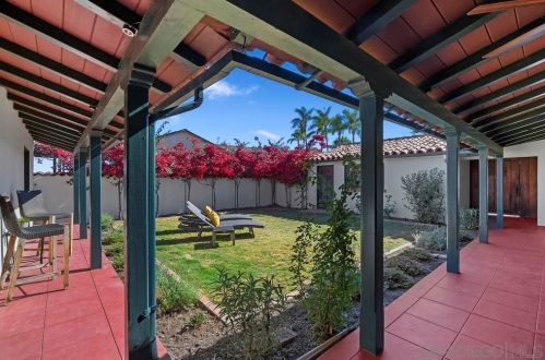 4875 Alder Dr, San Diego CA  92116-2325 exterior