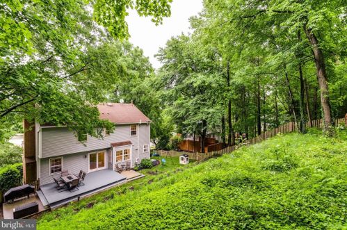 6263 Gentle Ln, Alexandria VA 22310-2260 exterior