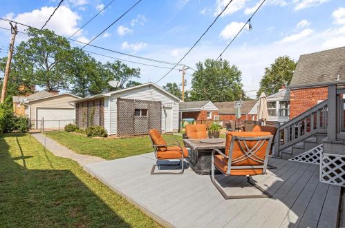 6455 Lansdowne Ave, Saint Louis MO 63109-2009 exterior