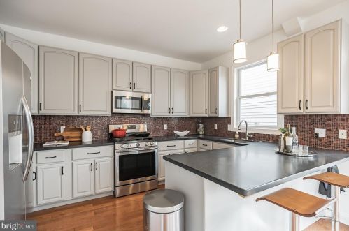 931 18 St, Philadelphia PA 19140-3508 exterior