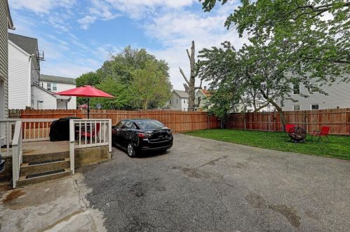 15 Armington Ave, Providence RI 02908-5202 exterior