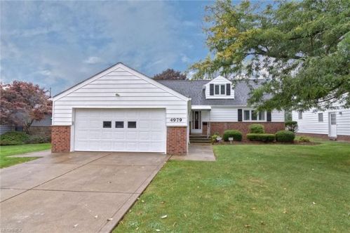 4979 Emmet Rd, Cleveland, OH 44124-1170
