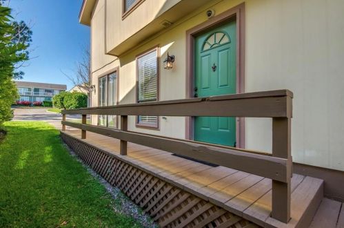 60 April Point Dr, Montgomery, TX 77356-5816