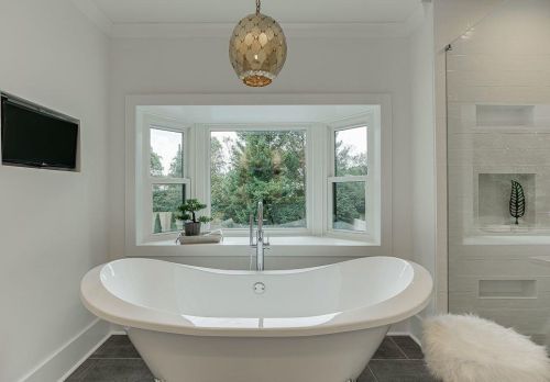 239 Midvale Dr, Atlanta GA  30342-3326 exterior