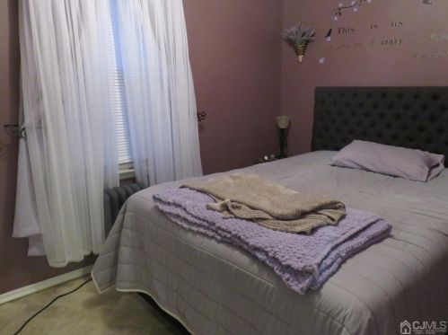 543 Sayre Ave, Perth Amboy NJ 08861-3613 exterior