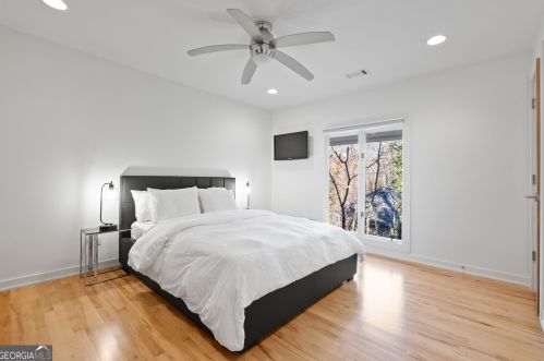 30 Chevaux Ct, Atlanta GA  30342-1944 exterior