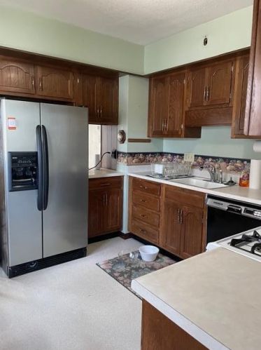 922 58, Milwaukee WI 53218-5613 exterior