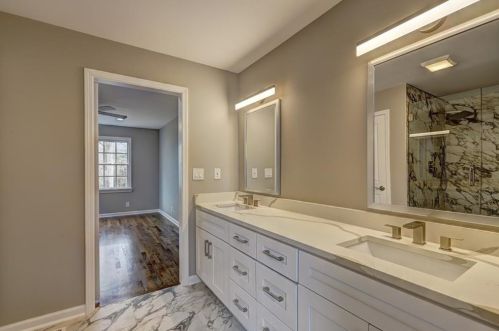 1113 Dan Johnson Rd, Atlanta GA 30307-1204 exterior