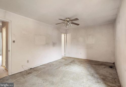 7825 Muirfield Ct, Rockville MD 20854-4078 exterior