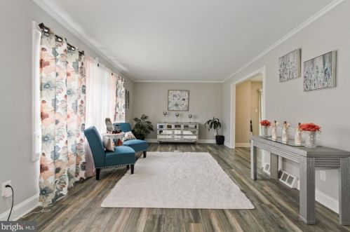 508 Ivystone Ln, Riverton, NJ 08077-4222