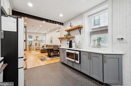 1131 Catharine St, Philadelphia PA 19143-2615 exterior