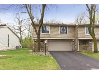 549 Sterling St, Saint Paul MN  55119-5579 exterior