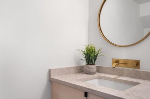 362 8th St, Boston MA 02127-2911 exterior