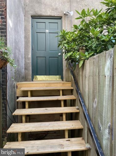 643 22nd St, Philadelphia PA  19130-3136 exterior