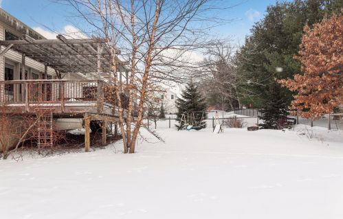 2479 Grey Eagle Cir, Saint Paul MN 55129-6221 exterior