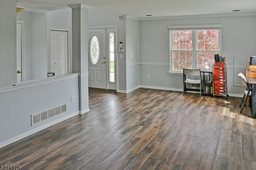 26 Crestwood Cir, Mount Olive, NJ 07828-2536