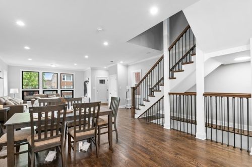 2419 Carmen Ave, Chicago IL  60625-2605 exterior