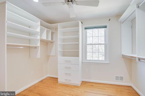 617 Azalea Dr, Rockville MD 20850-2010 exterior