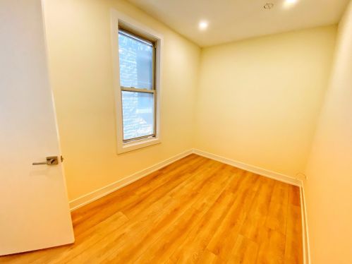 1822 Wolcott Ave, Chicago IL  60622-1004 exterior