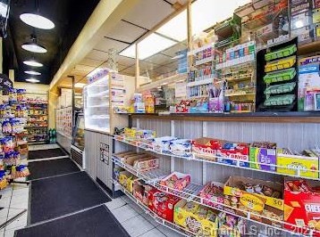 341 Main St, New Britain CT 06053-3489 exterior