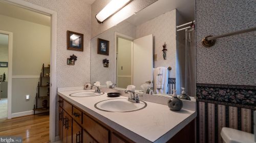 6714 Deer Spg Ln, Middletown MD 21769-6634 exterior