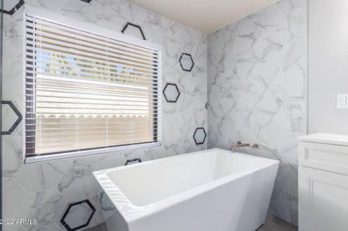 13008 3 St, Phoenix AZ 85022-5210 exterior