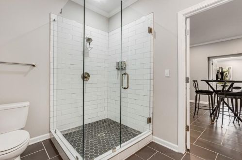 2884 Cravey Dr, Atlanta GA  30345-1420 exterior