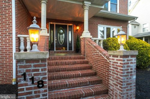 118 Lenox Ave, Trenton NJ 08620-1707 exterior