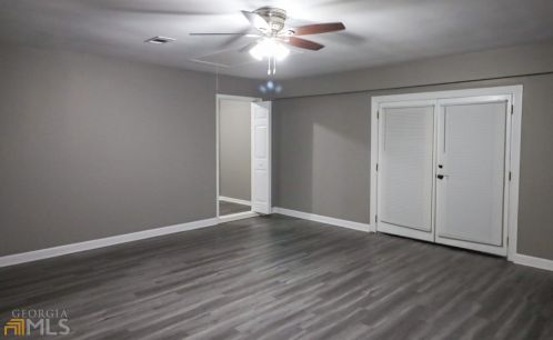 107 Scarborough Rd, Lithonia GA 31028-1342 exterior