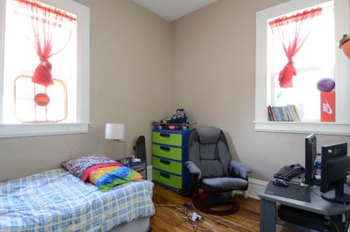 601 Case Ave, Saint Paul MN 55130-4046 exterior