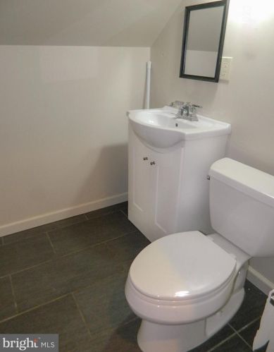 220 Hauser Ave, Trenton NJ 08620-1702 exterior