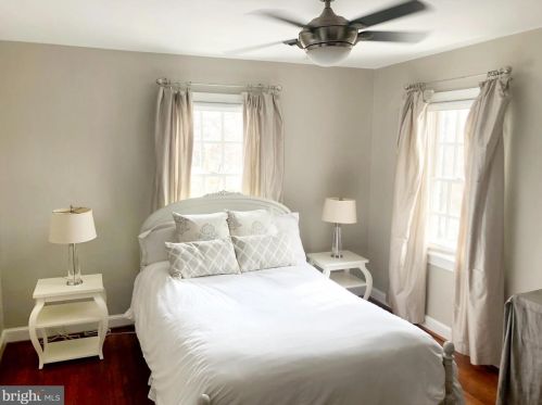 827 Royal St, Alexandria VA  22314-4340 exterior