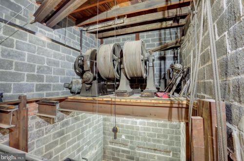 220 Prince St, Lancaster PA 17603-5878 exterior