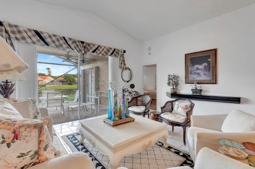 8051 Nadmar Ave, Boca Raton FL 33434-5404 exterior