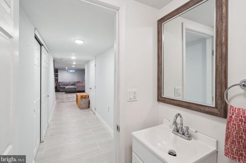 1527 Berks St, Philadelphia PA  19125-2801 exterior