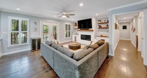 2508 Caladium Dr, Atlanta GA 30345-1325 exterior