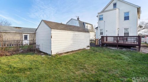 47 Fayette St, Edison NJ  08817-4317 exterior