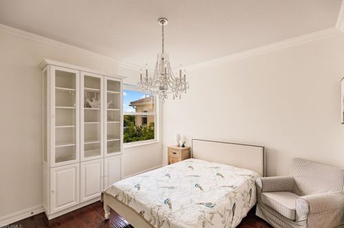 6480 Marbella Dr, Naples FL 34105-5040 exterior