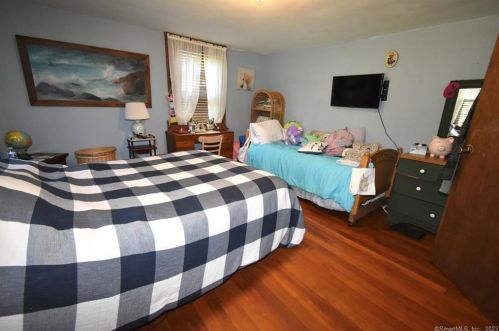 721 Hl Rd, Torrington CT 06790-5834 exterior