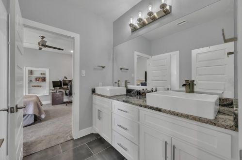 194 Bentwater Bay Dr, Montgomery TX 77356-4651 exterior