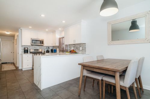 5223 Nashville Ave, Chicago IL 60638-1216 exterior