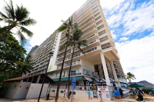 2161 Kalia Rd, Honolulu HI  96815-1992 exterior