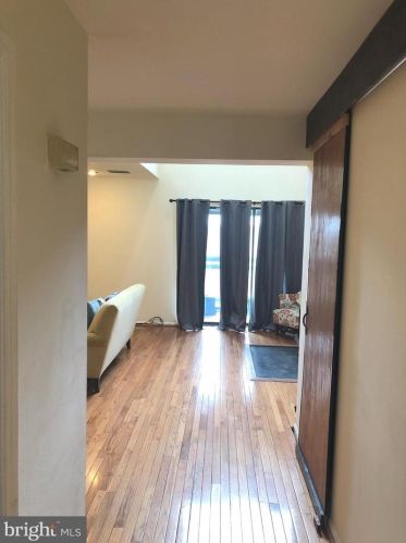 2717 31st Pl, Washington DC  20018-1601 exterior