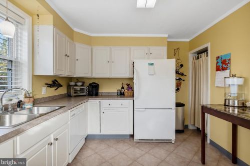 1800 Sycamore St, Haddon Heights NJ 08035-1127 exterior