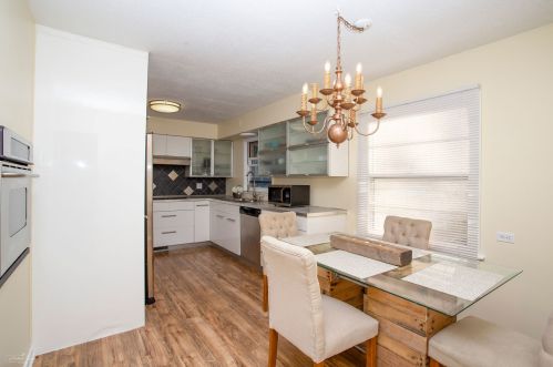 511 Berwick Blvd, Waukegan IL 60085-3409 exterior