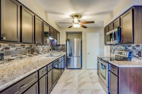 1708 Pineberry Ct, Saint Louis MO 63146-4254 exterior